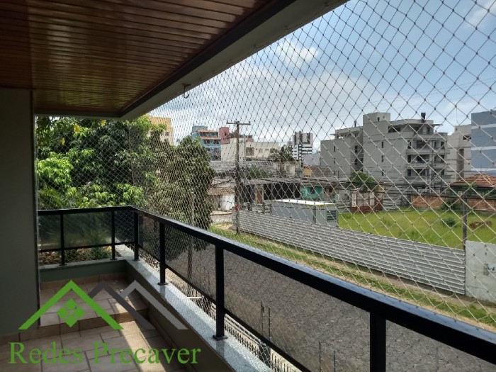 Sobre nossa equipe -vInstaladores experientes devidamente uniformizados, utilizando EPIs de segurança e deixando sua residência organizada e aspirada, facilitando a limpeza posterior.